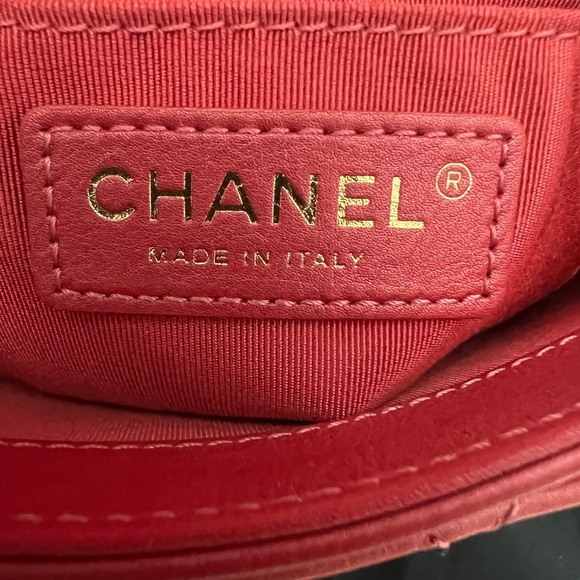 Chanel Quilted Mini Shoulder Bag Red - Picture 13 of 16